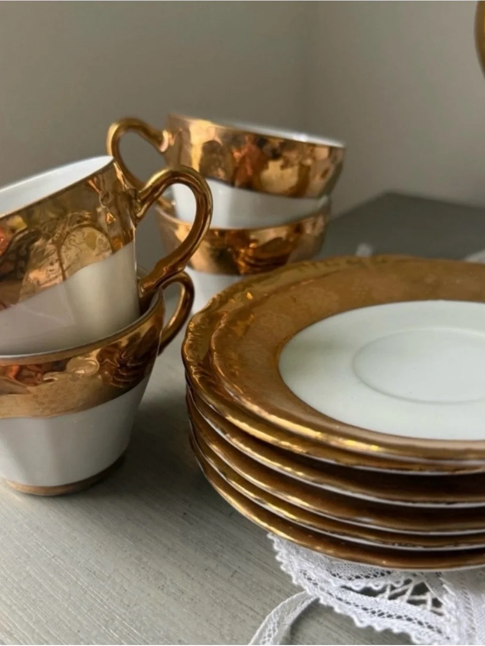 KPM White Gold Trim Tea Set 6 Cups/Saucers, Teapot, Creamer & Sugar Bowl